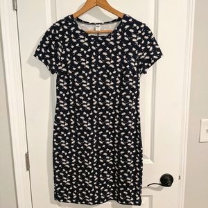 Dandelion seed patterned t-shirt dress